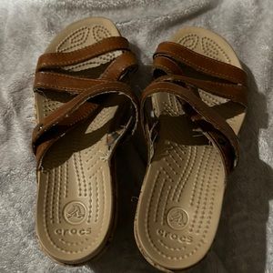 CROCS A-Leigh Mini Wedge Sandal Women's Size 5